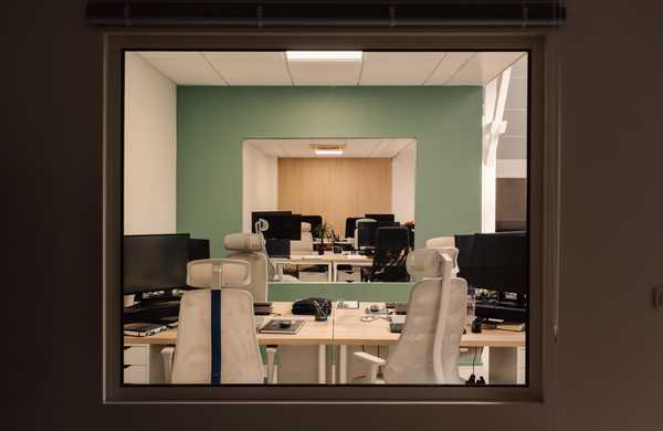 Aménagement du siège social d'une startup à Paris 14 par un architecte