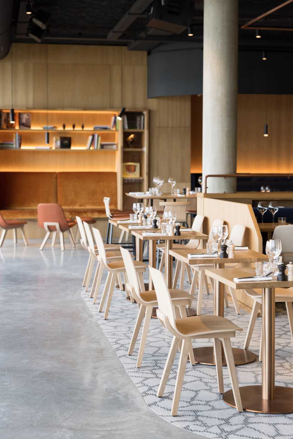 Décoration intérieur d'un restaurant à Paris