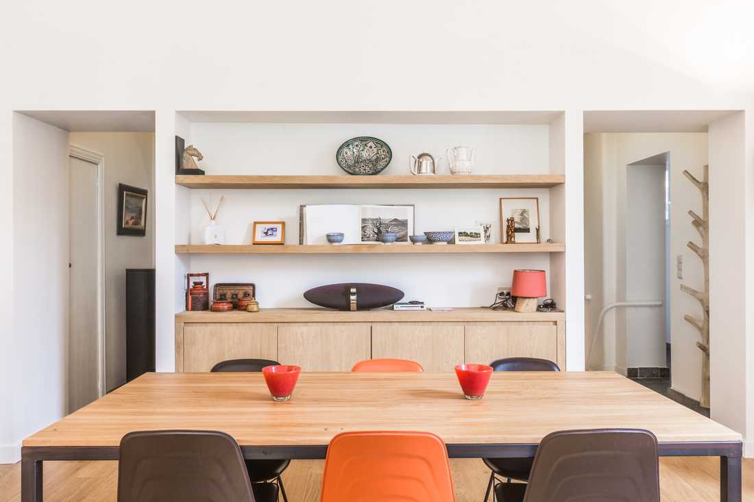 Salle à manger aménagée par un architecte d'intérieur à Paris