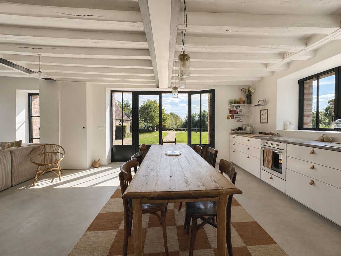 Rénovation d’une maison ancienne dans le Perche - salle à manger