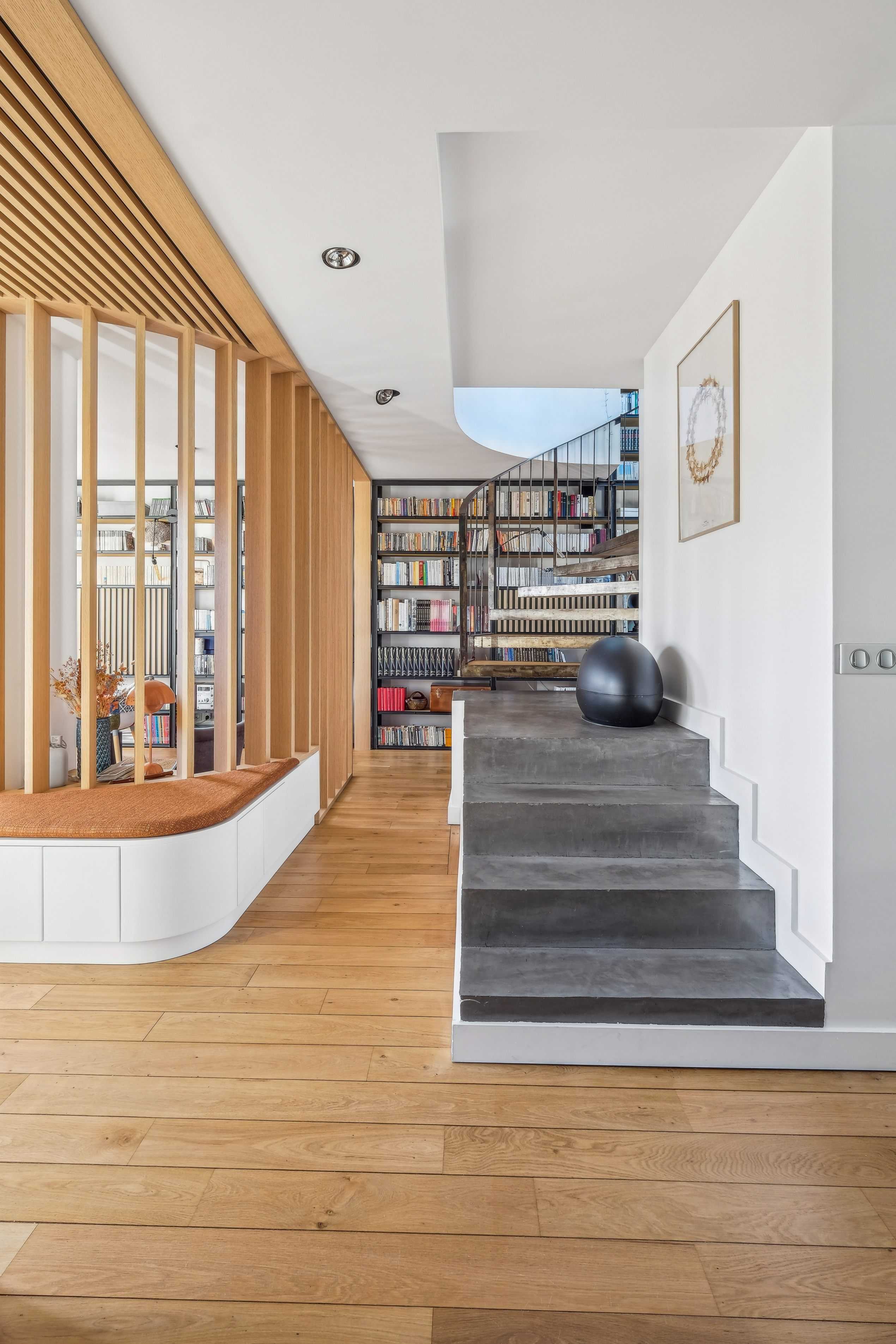 Rethinking the interior of a duplex appartement