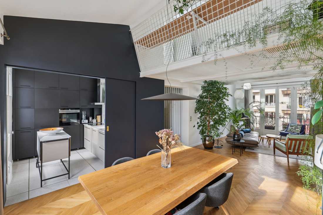 Pièce de vie au RDC du duplex