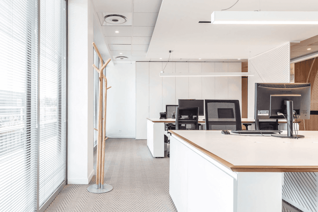 Corporate office space interior design in Paris