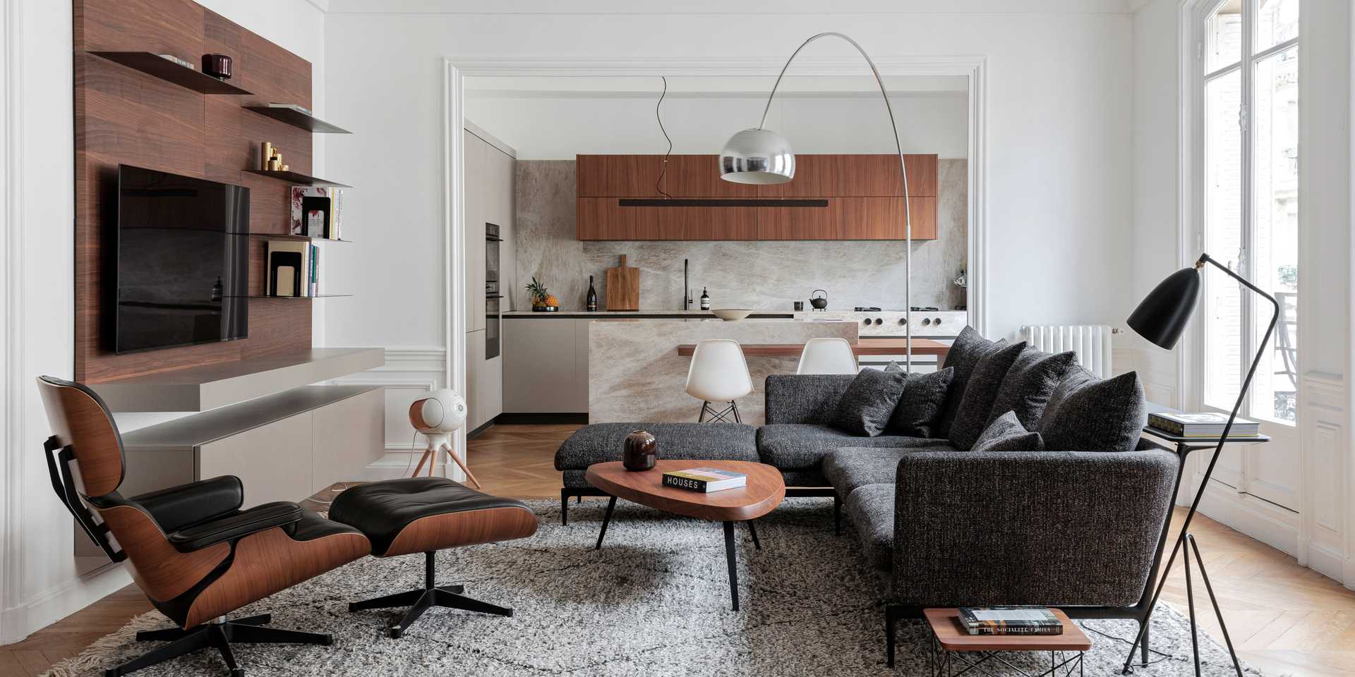 Interior architecture of the living room of a Haussmann-style apartment in Paris