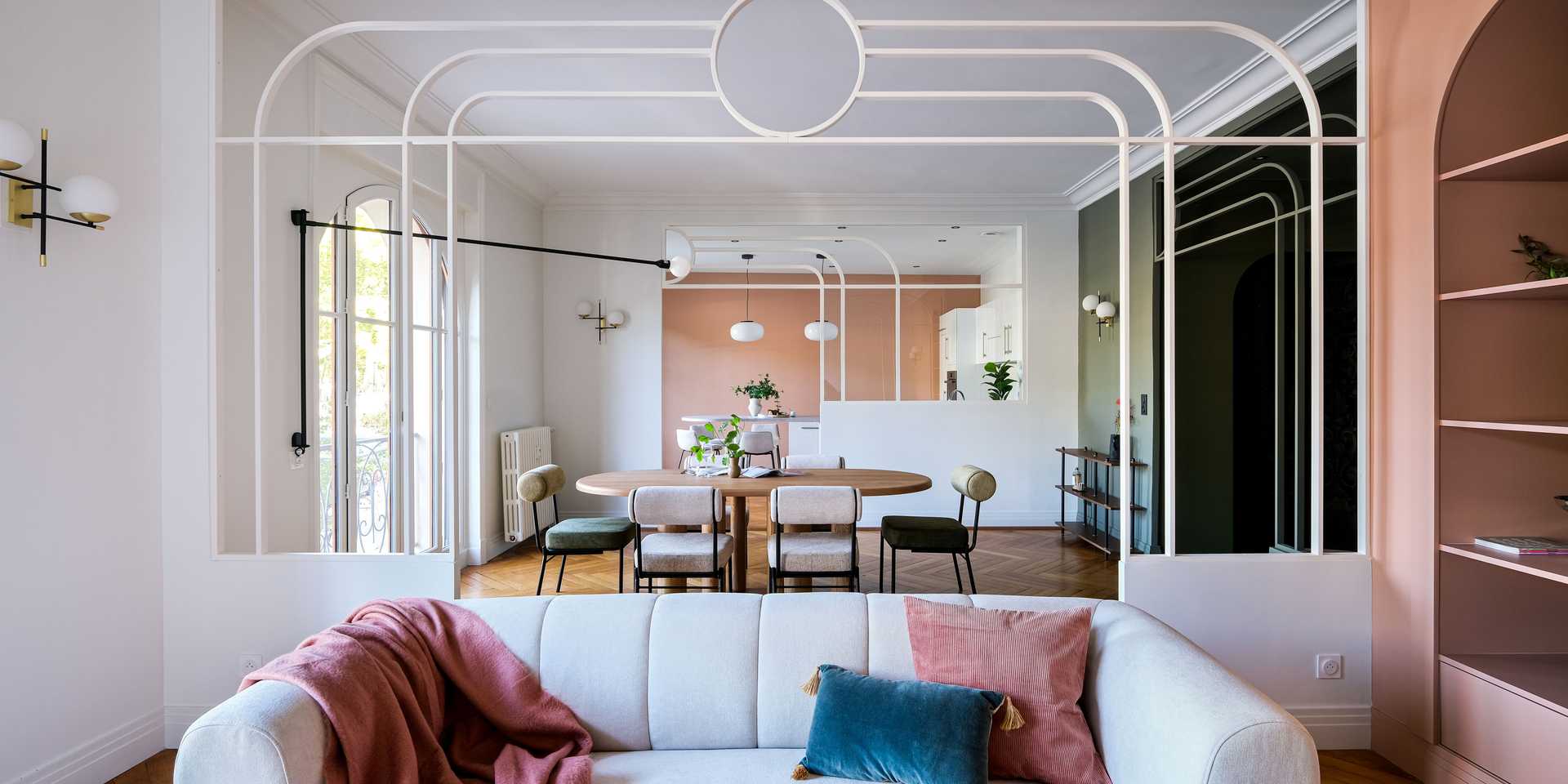 Architecture d'intérieur du salon d'un appartement haussmannien à Paris