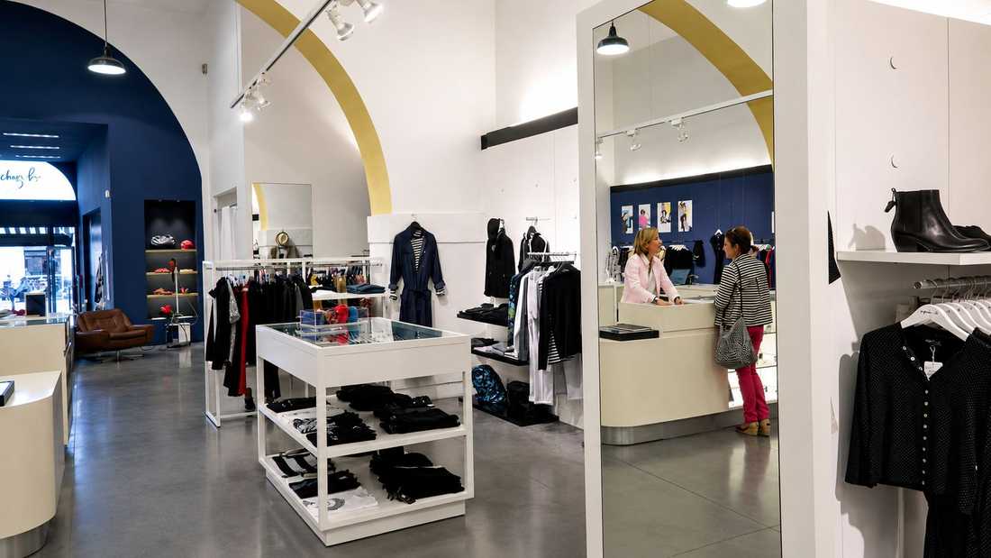 Architecture commerciale d'une boutique Agnes B