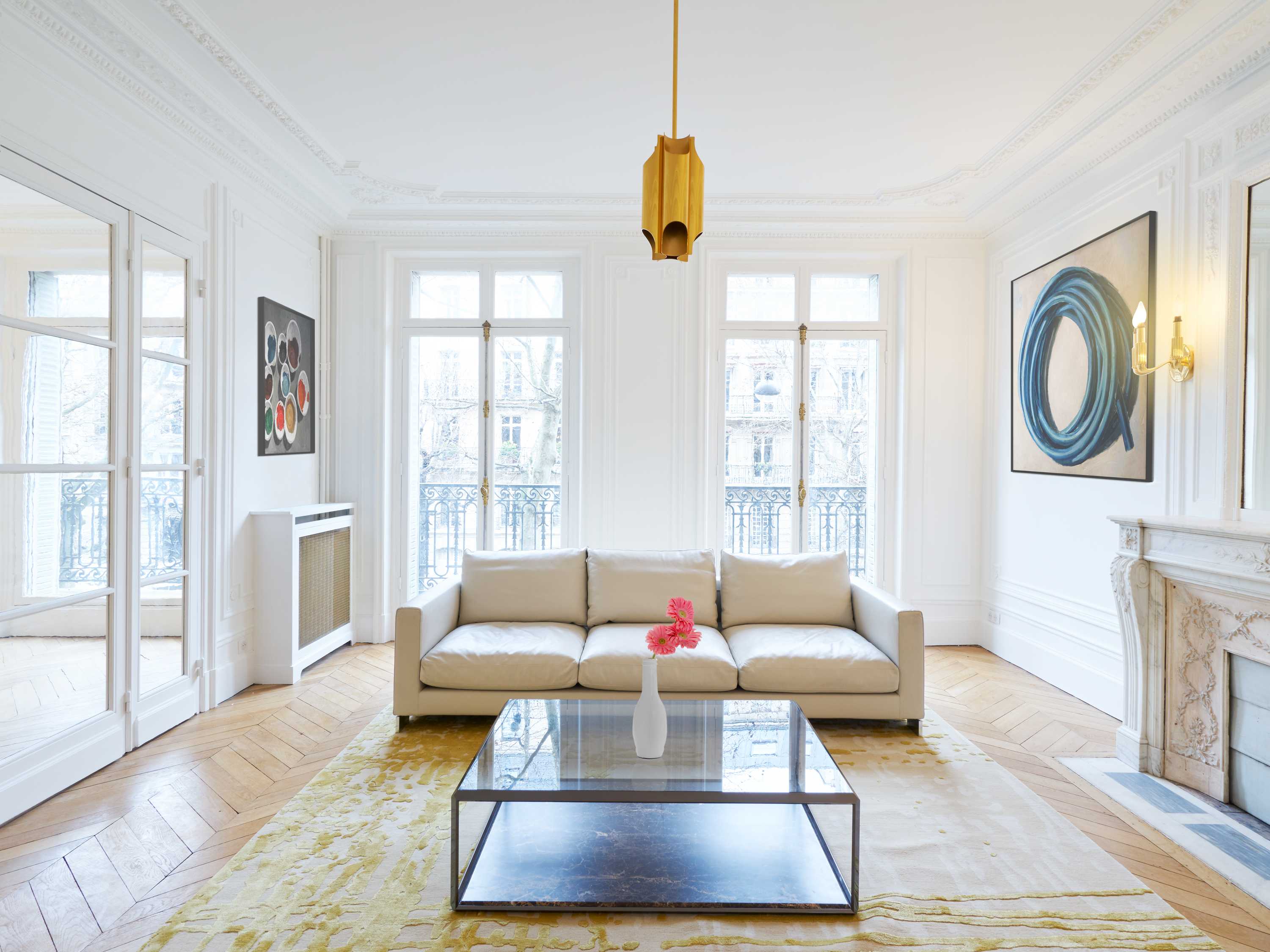 Redesign of Haussmannian apartment by an interior designer
