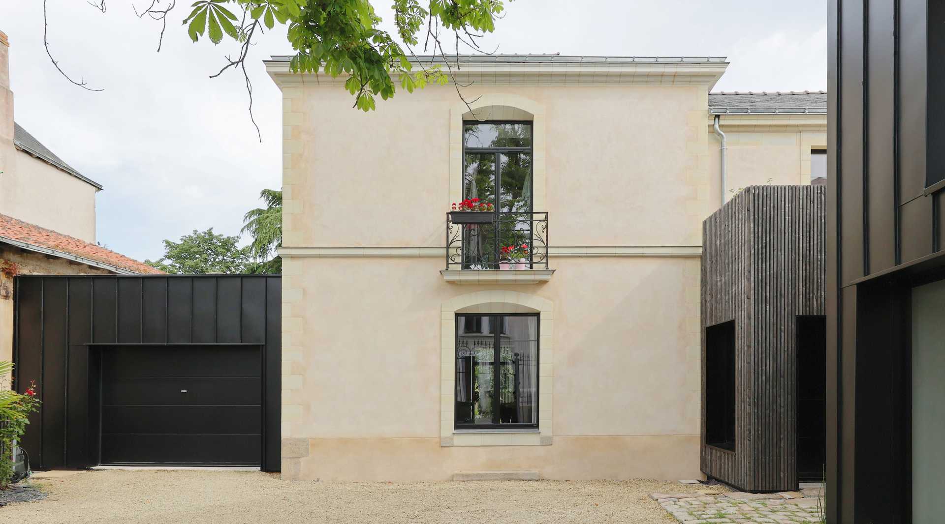 Extension of a town house made by an architect in Paris