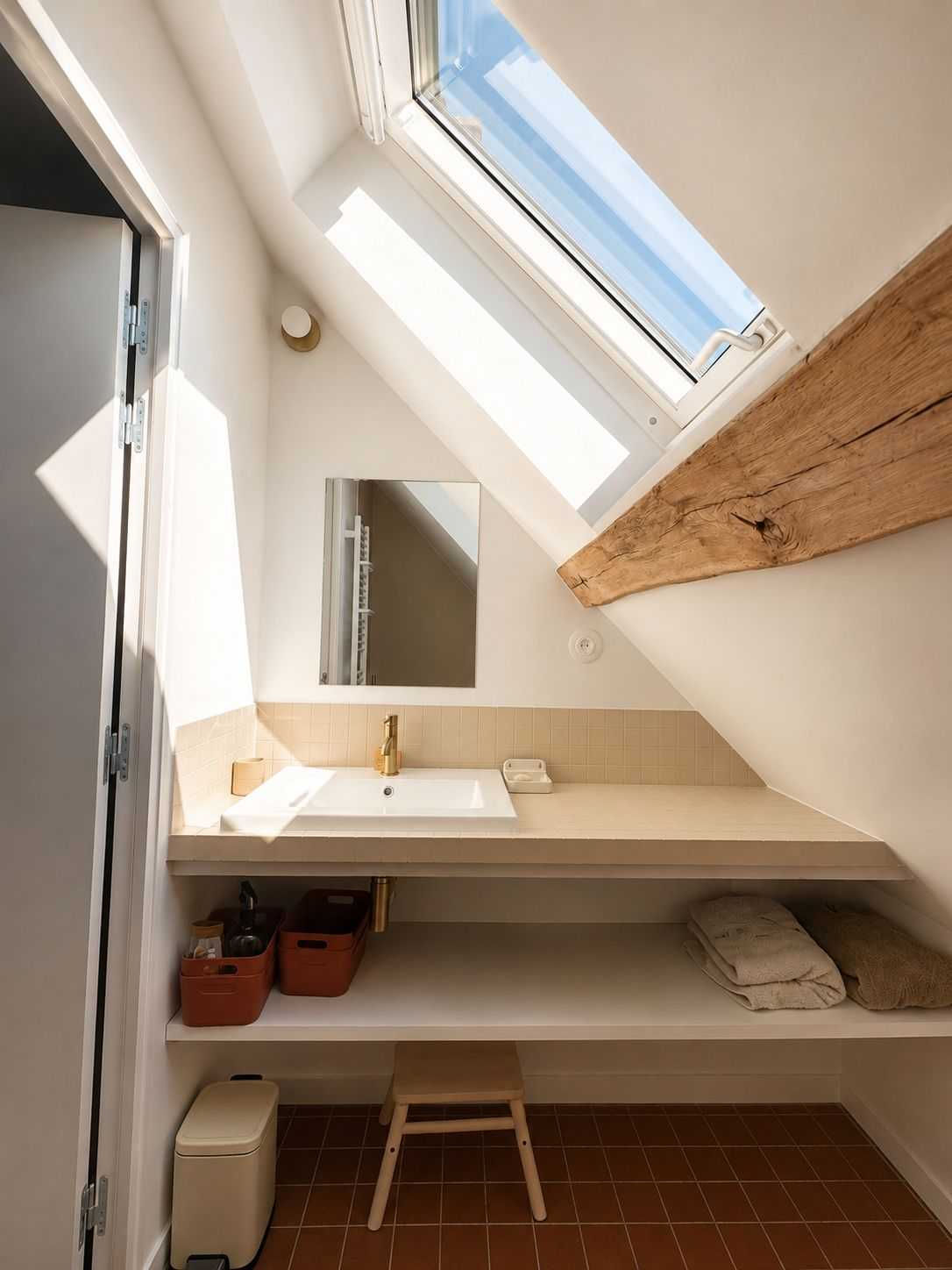 Rénovation d’une maison ancienne dans le Perche - deuxième salle de bains