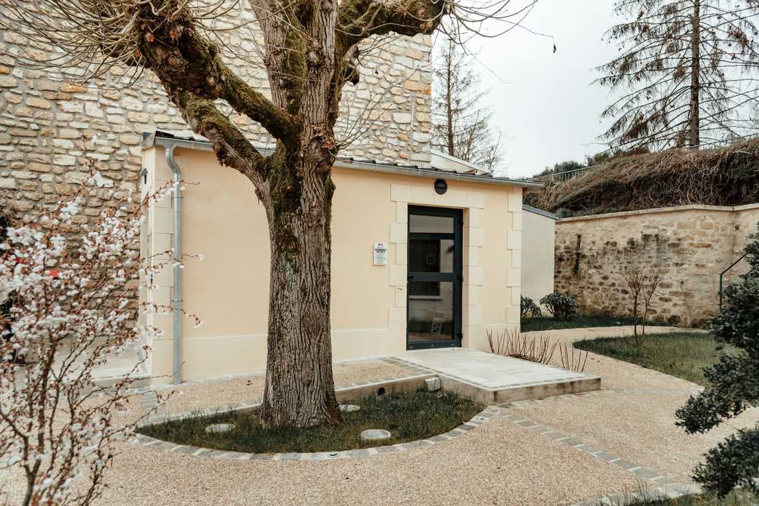 Travaux d'accessibilité PMR pour une mairie dans les Yvelines