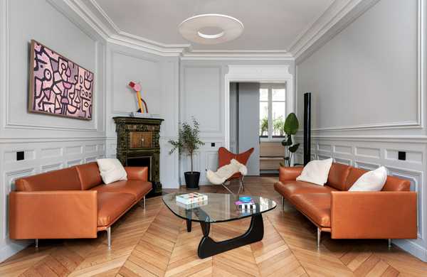 Interior renovation of an 80m² Haussmannian apartment