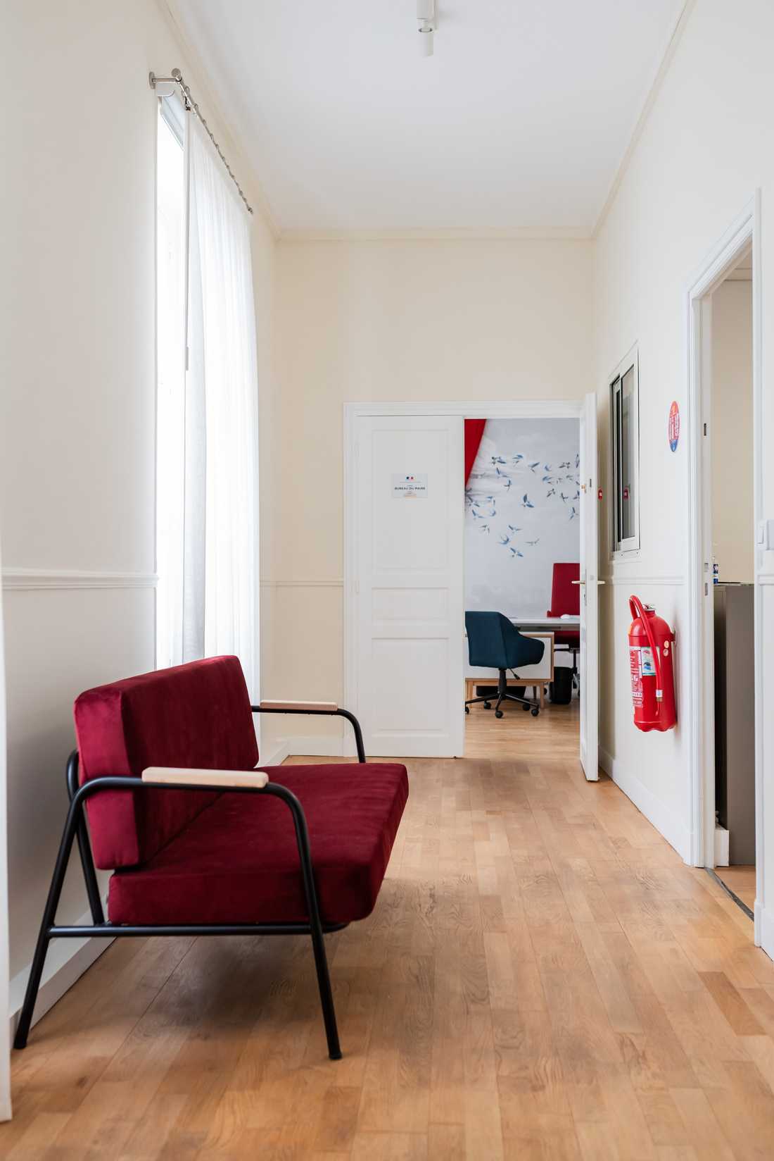 Salle d'attente d'une mairie
