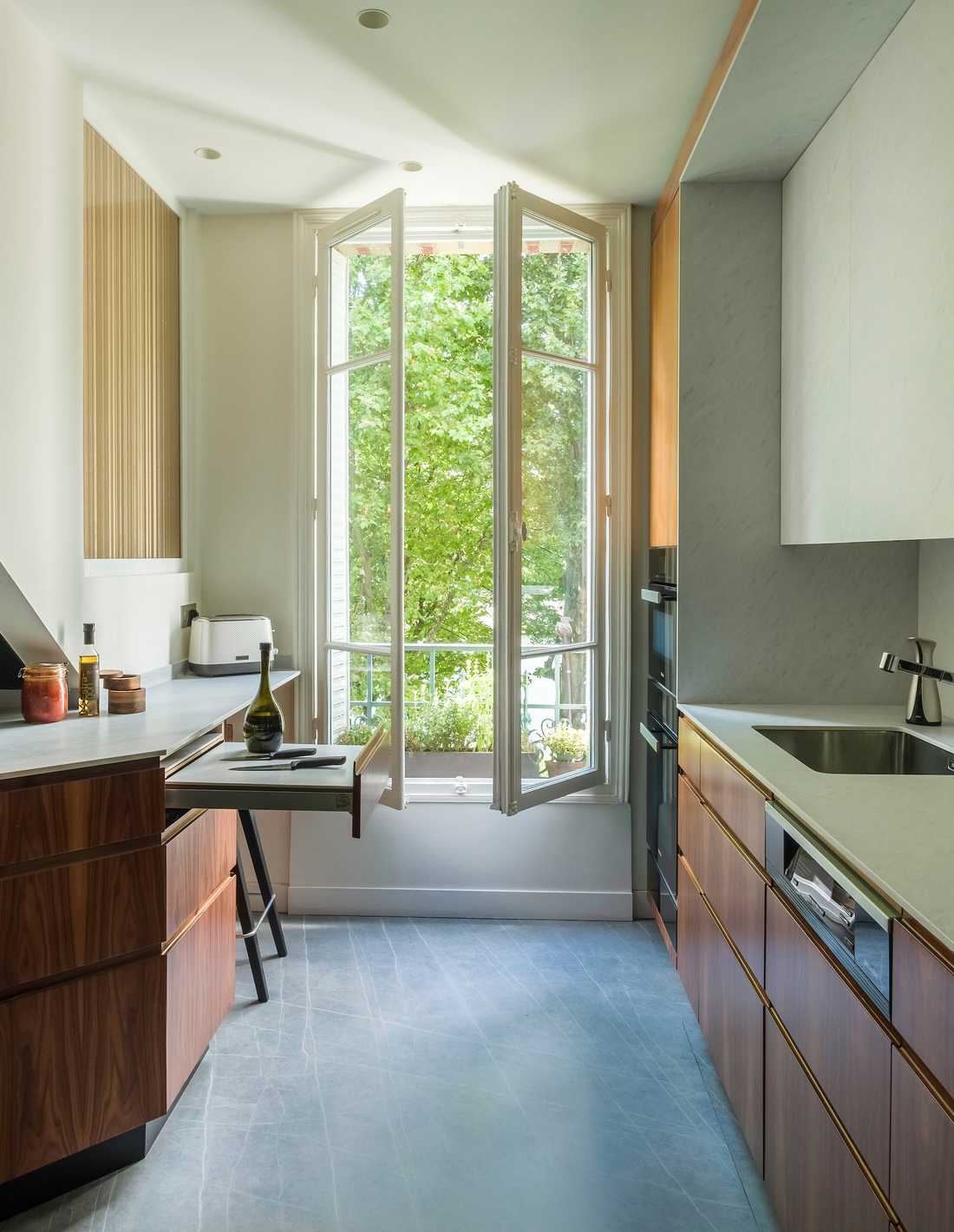 Cuisine en noyer sur mesure