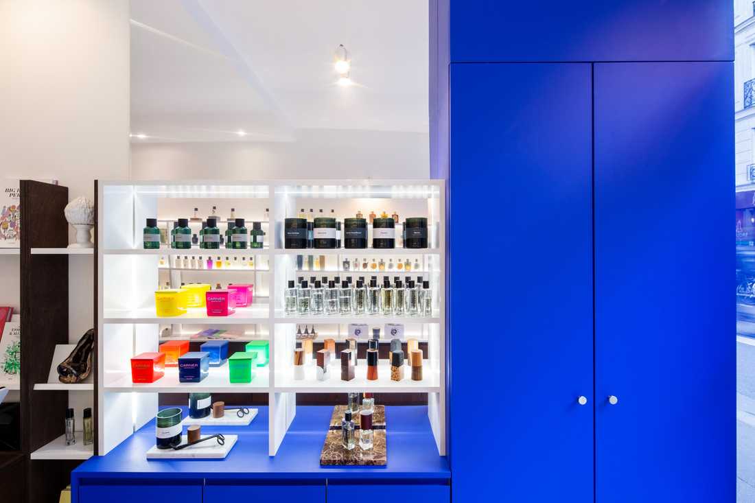 Aménagement d'une boutique de parfumerie dans le 10e arrondissement de Paris
