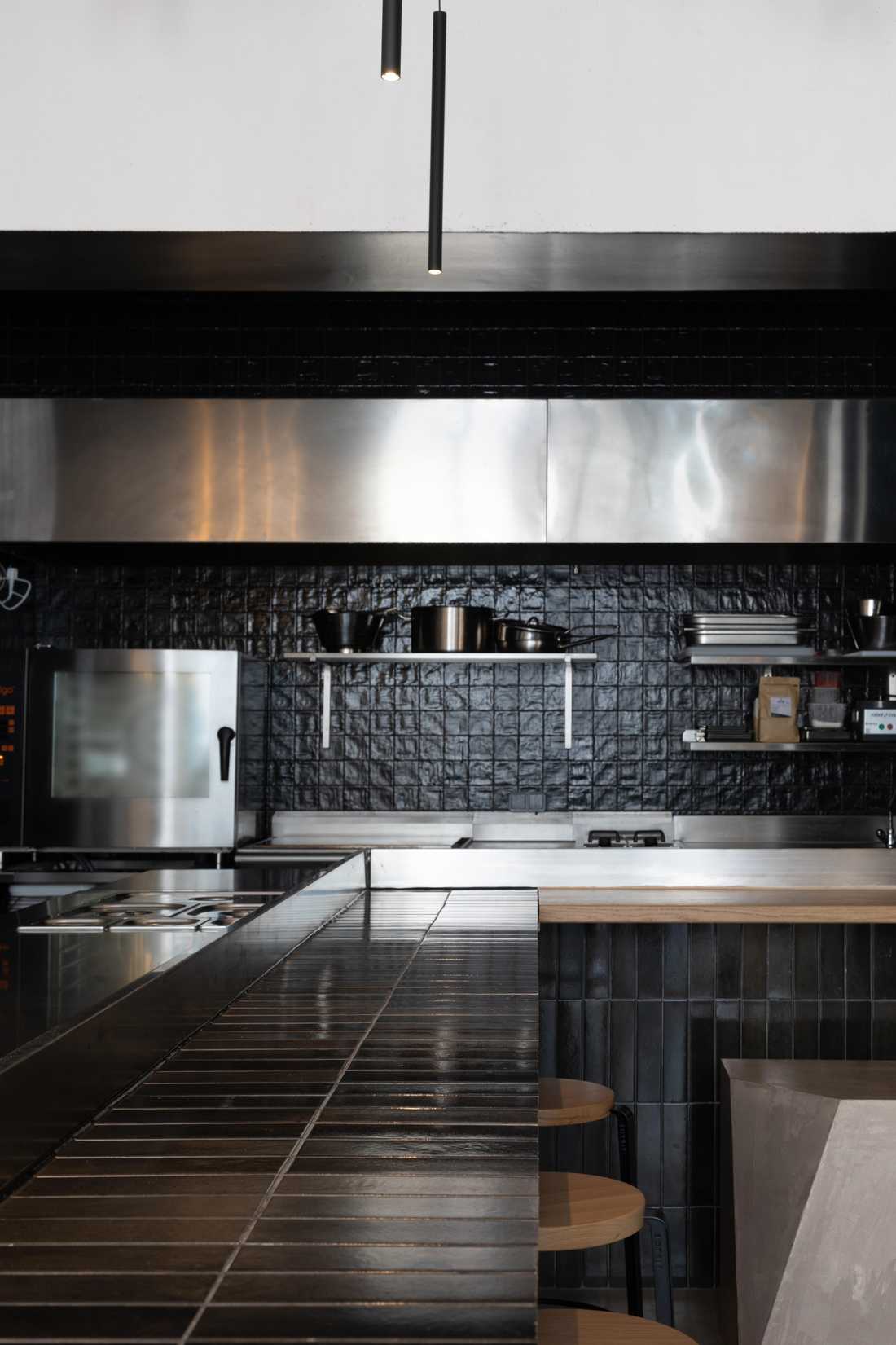 Cuisine du restaurant après les travaux d'aménagement intérieur