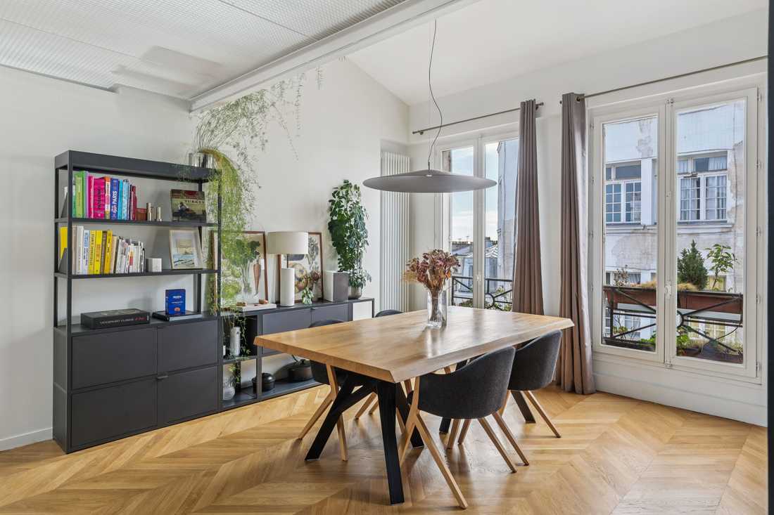 Salle à manger du duplex