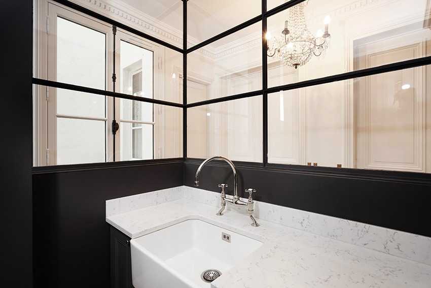 Salle de bain aménagée par un architecte d'intérieur à Paris