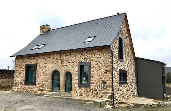 Extension d'une ancienne maison en pierre en région parisienne