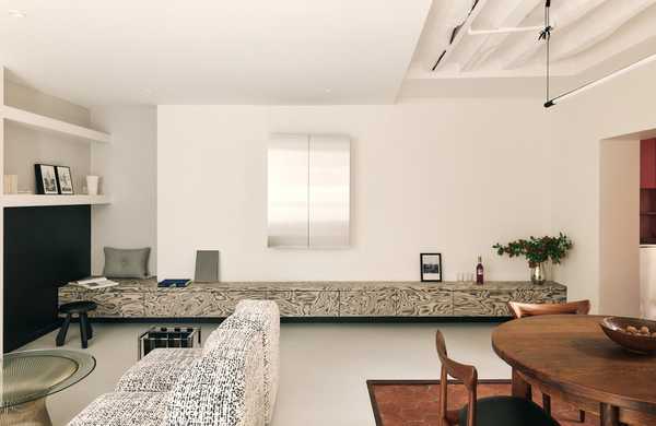 Complete renovation of an apartment in the Marais