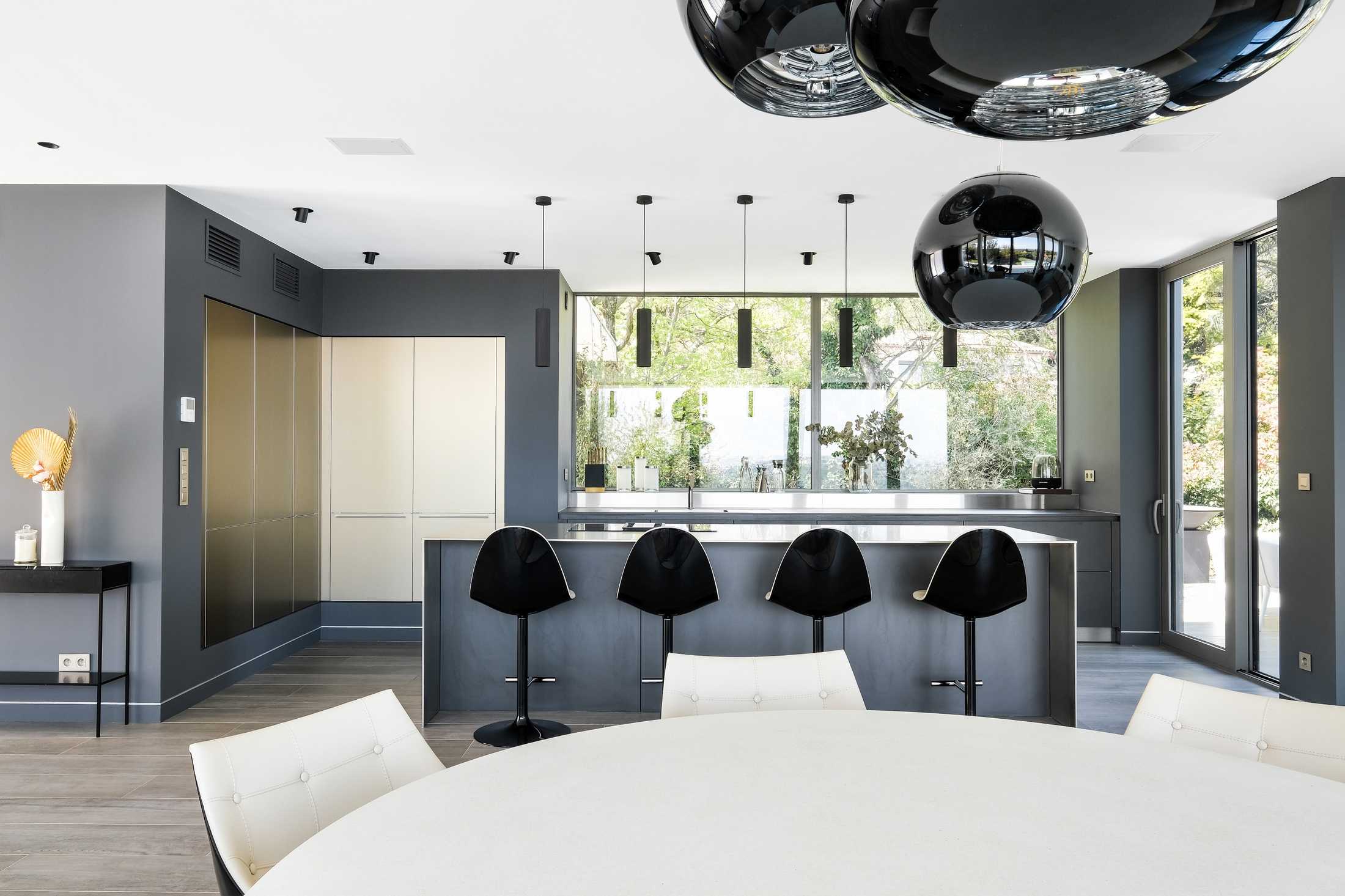 Aménagement intérieur d'une maison contemporaine