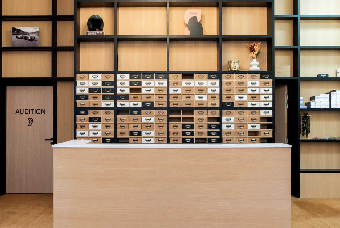 Agencement d'un opticien à Issy conçu par un architecte d'intérieur
