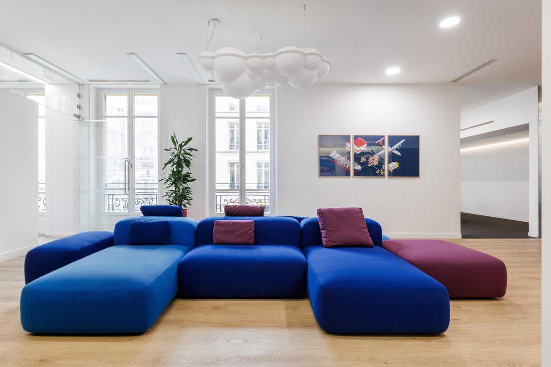 Espace détente d'une start-up aménagé par un architecte d'intérieur
