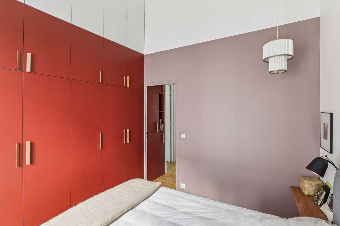 Chambre parentale aménagée par un architecte d'intérieur