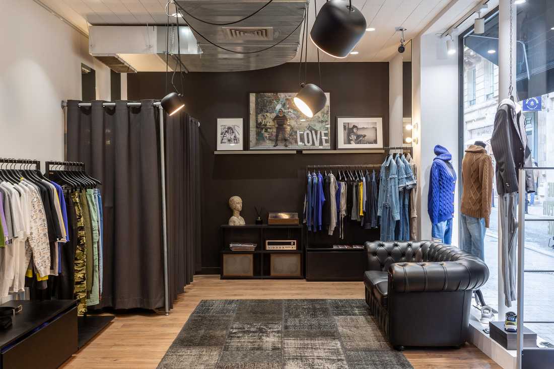Aménagement intérieur d'une boutique mode à Bordeaux