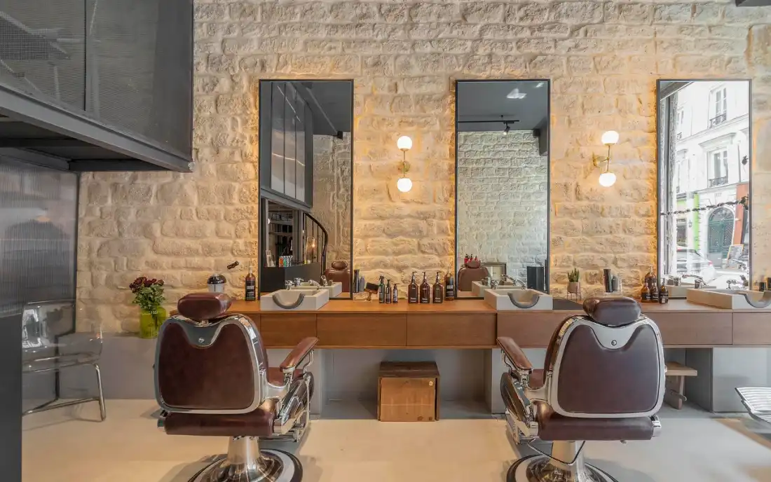 Aménagement d'un salon de coiffure à Paris par un architecte d'intérieur