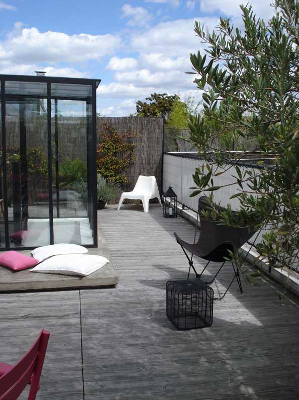 Toit-terrasse aménagé par un paysagiste à Paris