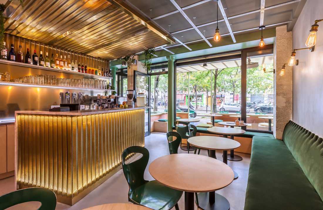 Restaurant style bistrot de quartier aménagé par un architecte à Paris