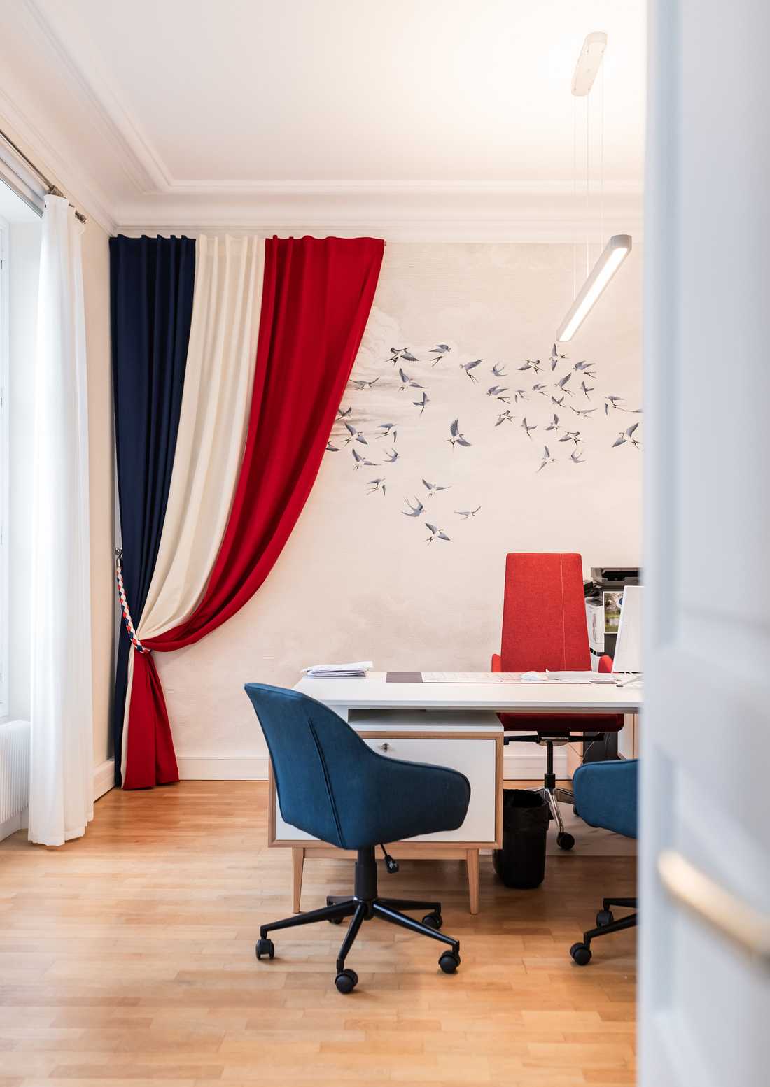 Locaux d'une collectivité territoriale en Ile de France aménagée par un architecte d'intérieur