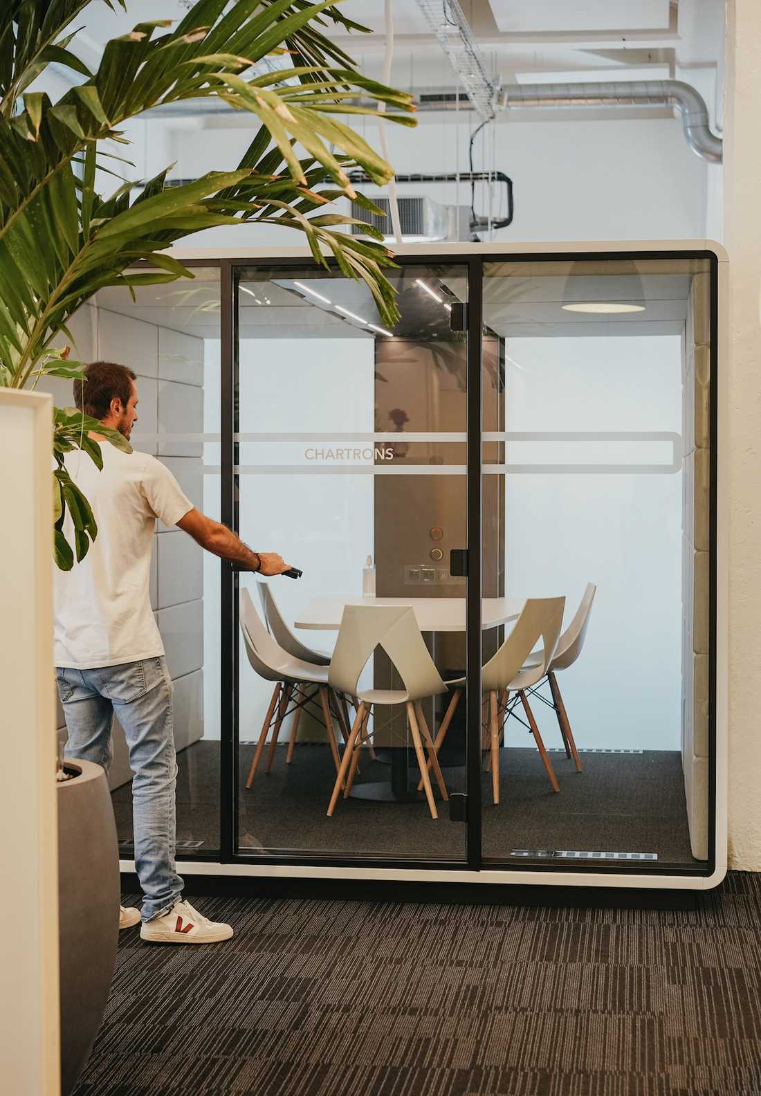 Aménagement des burdeaux en open space par un architecte en région parisienne