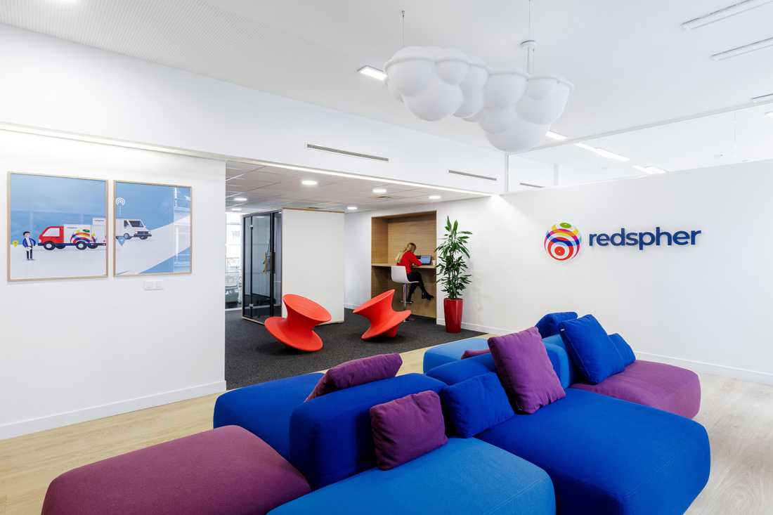 Aménagement intérieur de l'accueil d'une start-up par un architecte à Paris