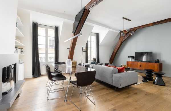 Réunir 3 studios mitoyens pour créer un grand appartement familial de caractère à Paris