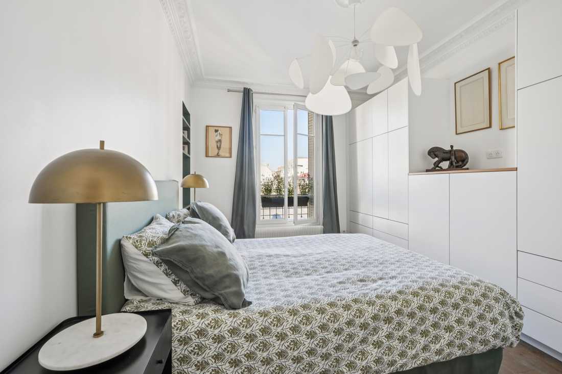 Chambre parentale après travaux de rénovation à Asnières